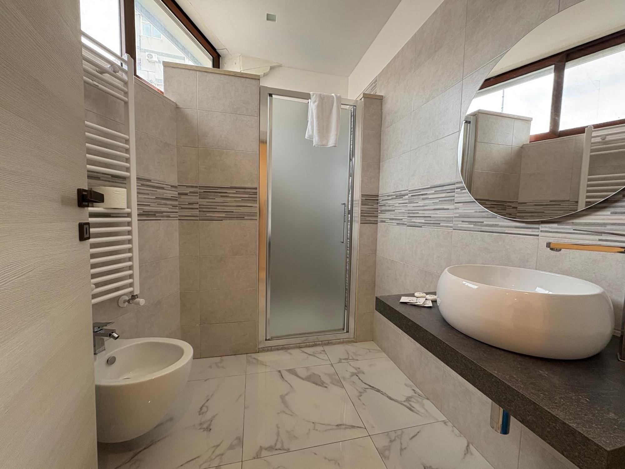 Romano'S Luxury Stay B&B Bari Exterior foto