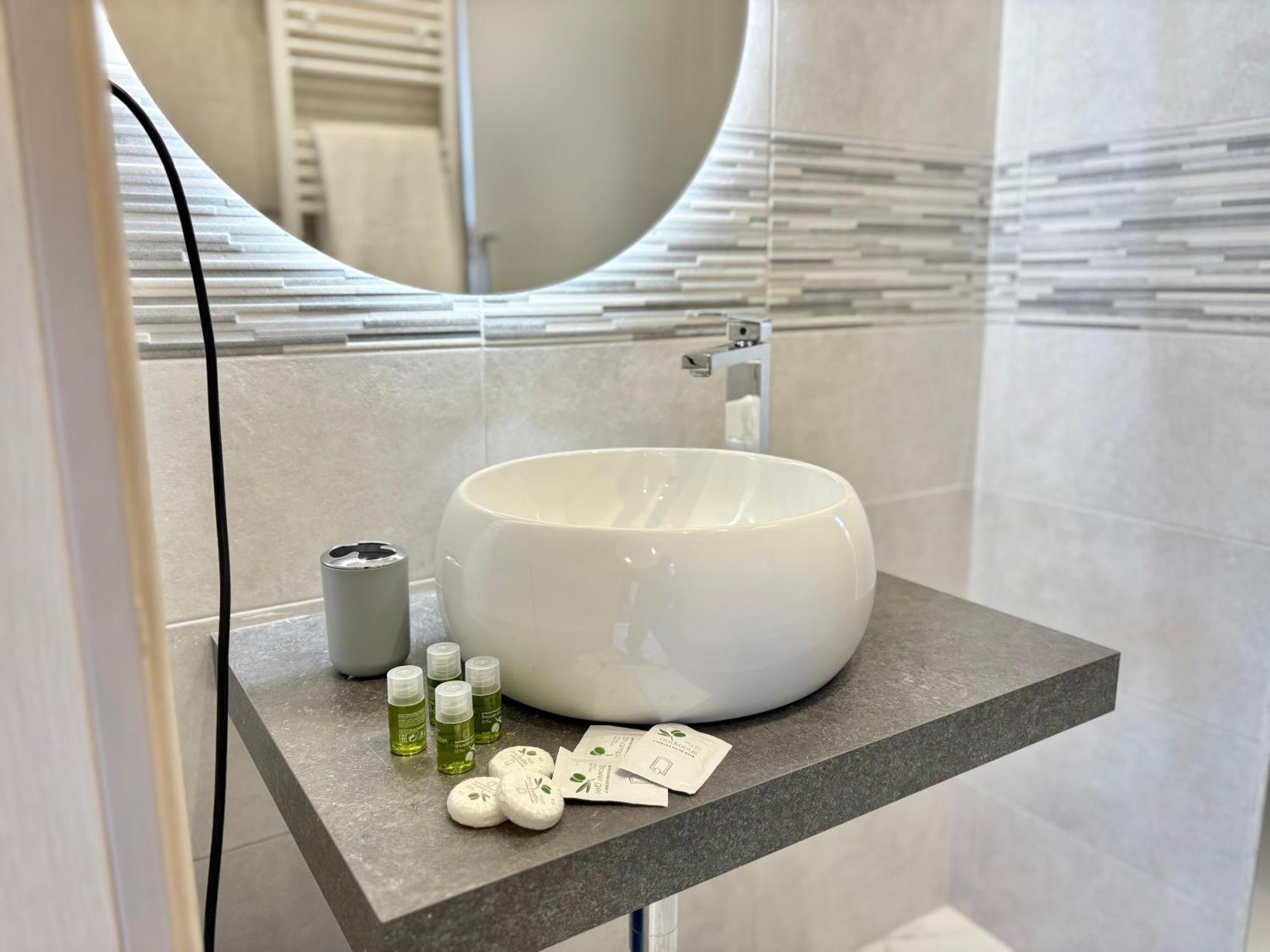 Romano'S Luxury Stay B&B Bari Exterior foto